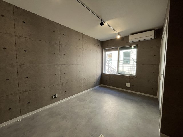 Back Alleyの居間・リビング