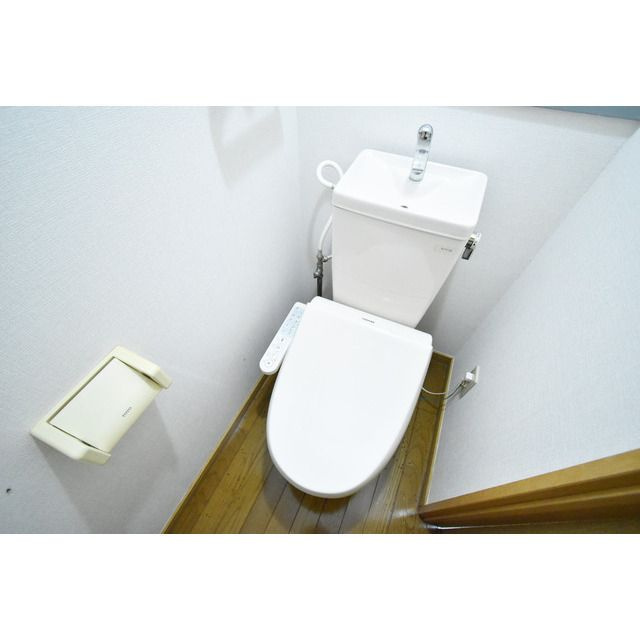 アザレアハイツ和泉野のトイレ|バス・トイレ別です