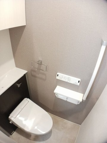 【トイレ】 | アテン | ゆったりとした空間のトイレです