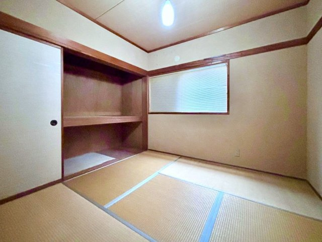 坂井市春江町上小森　中古住宅♪