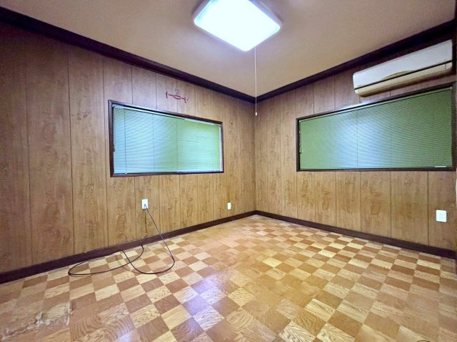 坂井市春江町上小森　中古住宅♪
