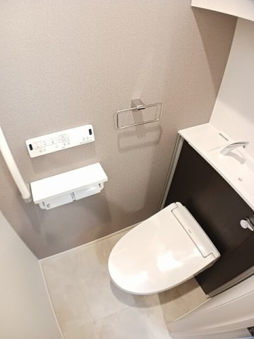 【トイレ】 | アテン | 清潔感のあるトイレです
