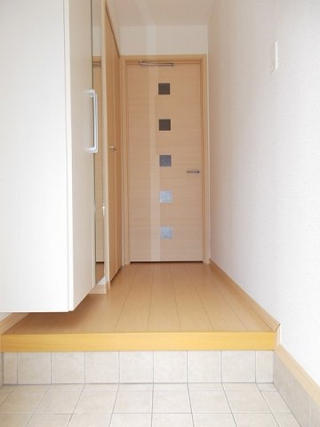 ラヴィエール富士見Ｂの玄関