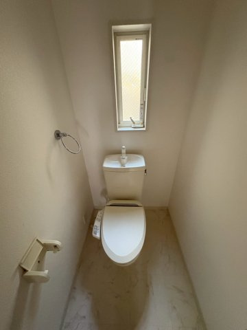 エビラ須磨のトイレ|コンパクトで使いやすいトイレです