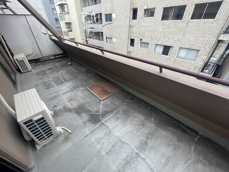 メゾンドール日本橋のバルコニー