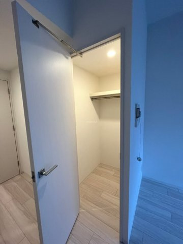エスリード大阪城PREMIERの収納