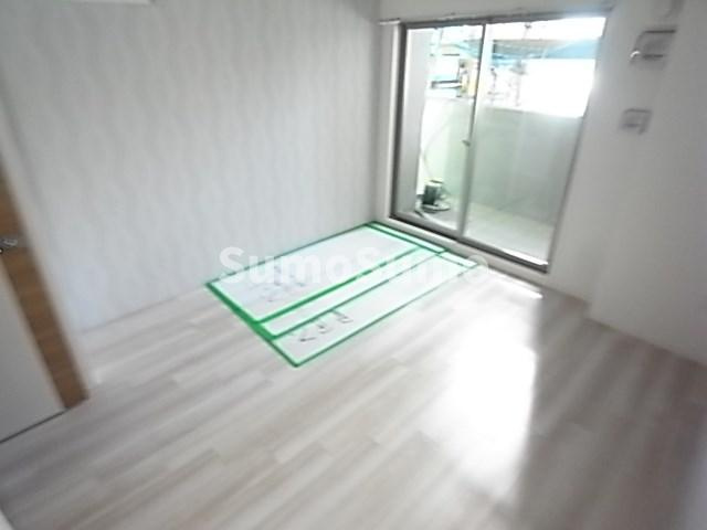 セレニテ神戸西クレアの寝室|開放的な寝室です