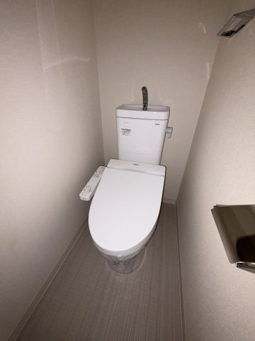 プレサンスKOBEグレンツのトイレ