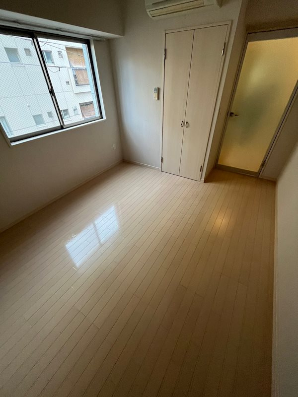 オープンセサミ元町通の寝室