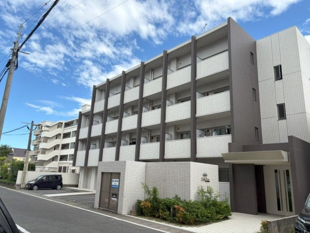 ウィンビー小田部の外観