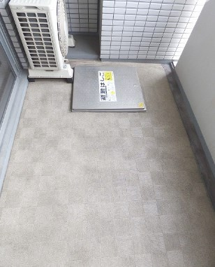 エスライズ西本町のバルコニー