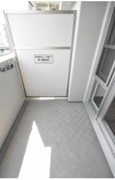 エスリード松屋町SOUTHのバルコニー