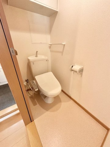 エトワールバレーⅡのトイレ|落ち着いたトイレです