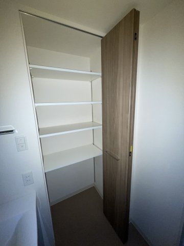 プレサンスTHE神戸の収納