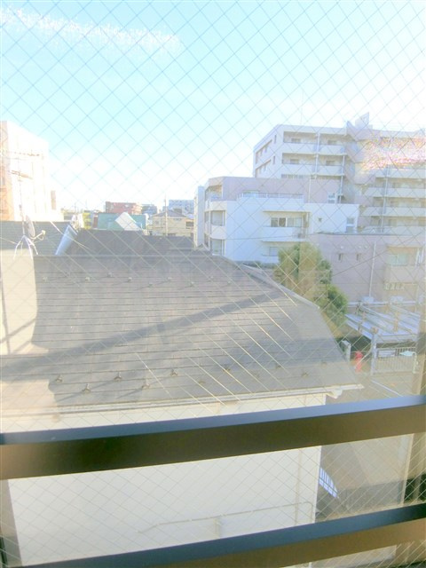 WHARFワーフ蒲田westの展望|南側リビングの窓