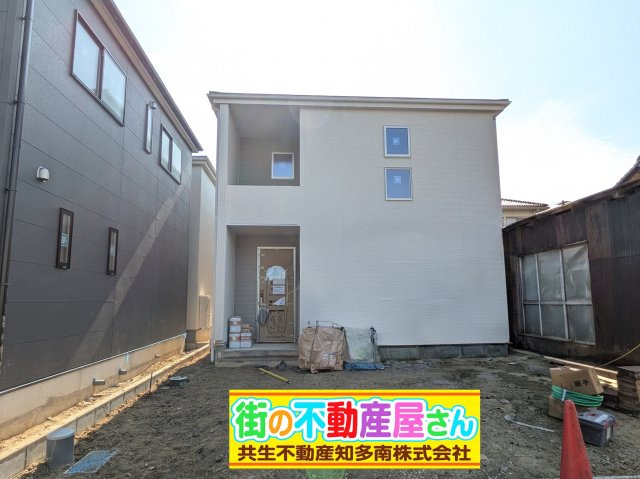 リーブルガーデン常滑市明和町5丁目　1号棟