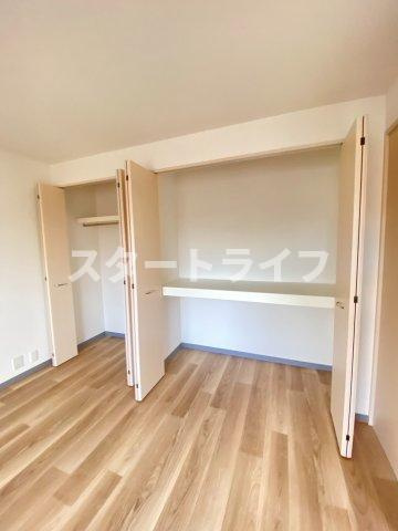大阪市東淀川区豊新３丁目の賃貸マンションの収納