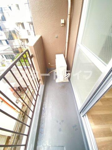 大阪市東淀川区豊新３丁目の賃貸マンションのバルコニー