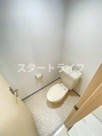 大阪市東淀川区豊新３丁目の賃貸マンションのトイレ