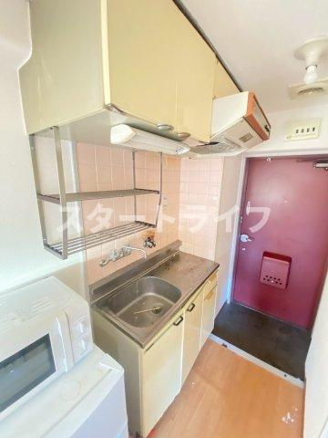 大阪市淀川区東三国５丁目の賃貸マンションのキッチン