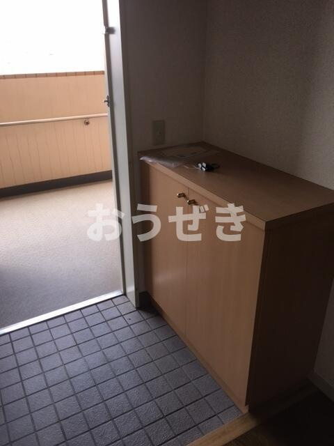 ヒルサイド森の玄関