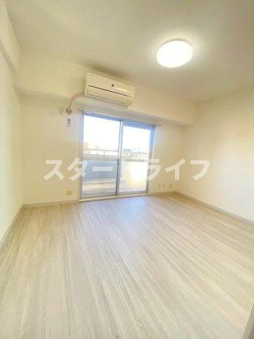 大阪市淀川区十三本町２丁目の賃貸マンションの寝室