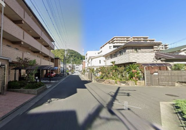 エフティー上牧の周辺