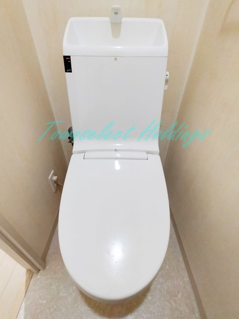 横浜市戸塚区吉田町の賃貸マンションのトイレ|清潔感のあるトイレです