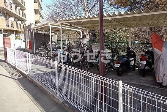 上大岡ダイヤモンドマンションの周辺