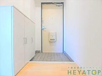 【玄関】 | シューズボックス付き玄関（同仕様写真）