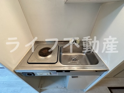 メゾン若江のキッチン|コンパクトなキッチンで掃除もラクラク
