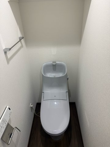 Wing HANEDAのトイレ|落ち着いた色調のトイレです