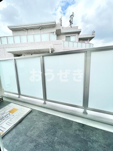 ベルシード横濱ウエストⅣの駐車場