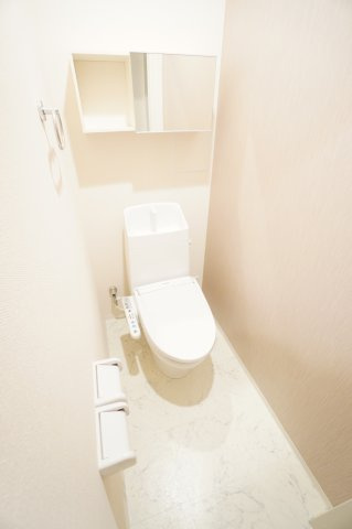 【トイレ】 | ソフィア | ※同物件・同タイプの写真です。
