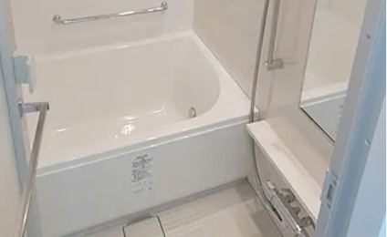 ブラウ南池袋の浴室