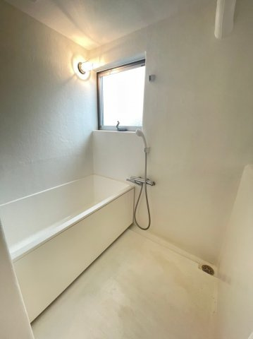 W&R APARTMENT01の浴室