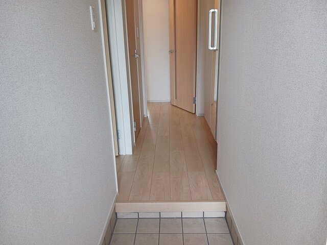 アドヴァンス　東森田の玄関