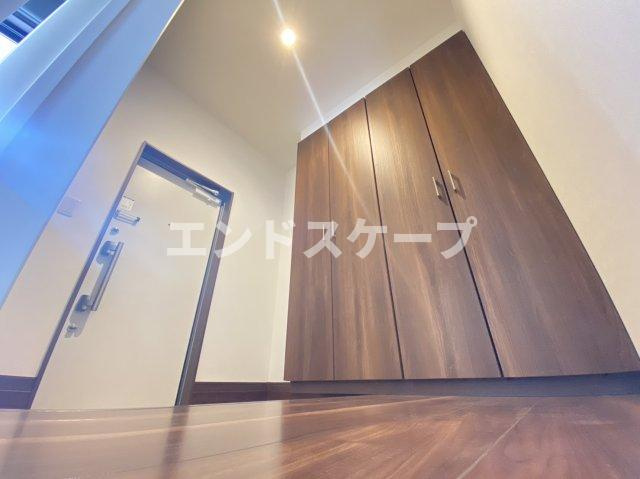 ロリエタウンの玄関|高崎、前橋エリアのお部屋探しはエンドスケープまで！お客様の理想お聞かせ下さい♪