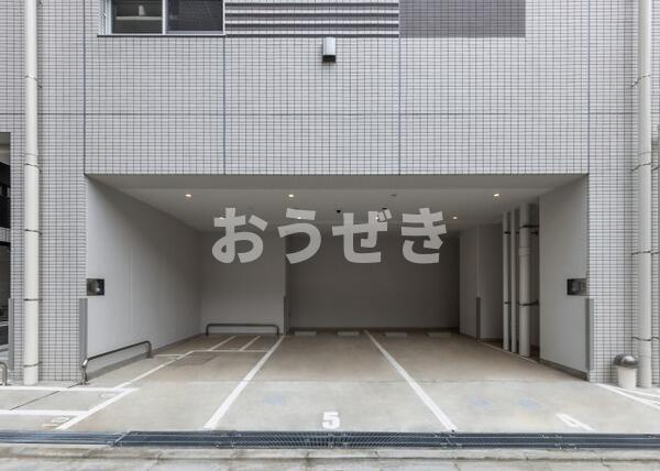 ＧＥＮＯＶＩＡ両国Ⅵ　ｇｒｅｅｎ　ｖｅｉｌの駐車場