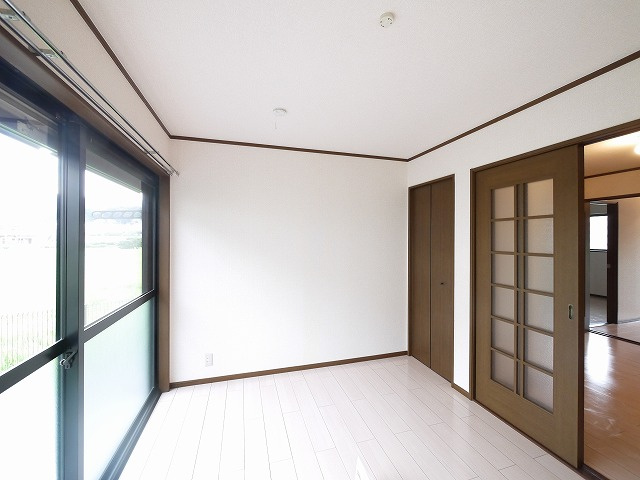 タウンコートの寝室|使い勝手のいい寝室です