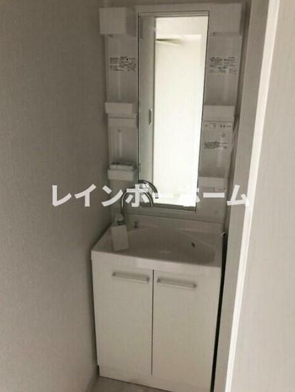 ラフィーナー津田沼の独立洗面台