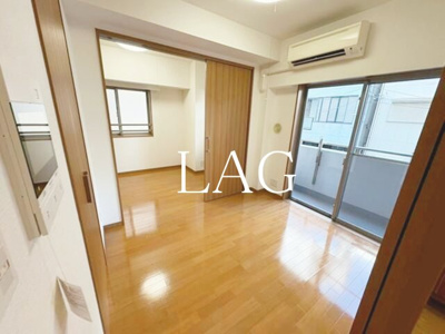 【居間・リビング】 | ヴェルディーク浅草 | 洋室のお部屋です。