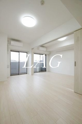【居間・リビング】 | フュージョナル浅草DUE | 洋室のお部屋です。