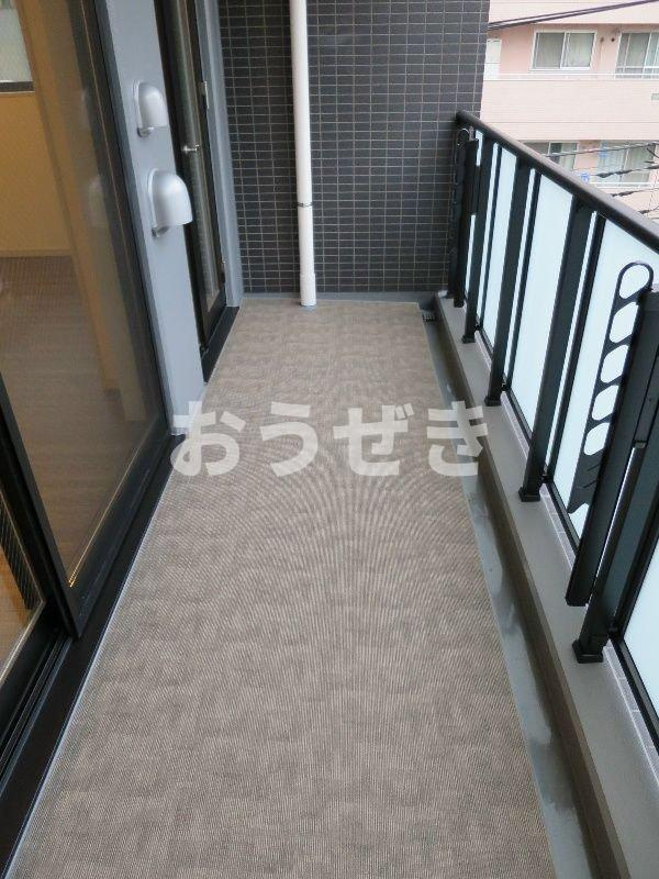 Ｒｚ　ＰＬＡＣＥ　ＲＹＯＧＯＫＵのバルコニー