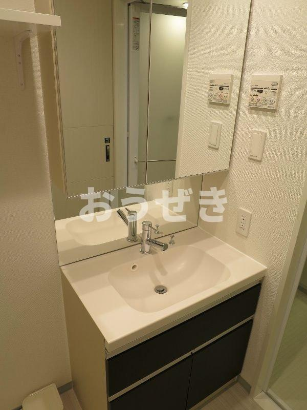 Ｒｚ　ＰＬＡＣＥ　ＲＹＯＧＯＫＵの洗面所
