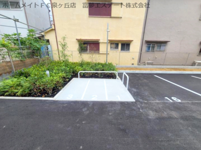 【駐車場】 | シエル・ランピード浜寺 | バイク置き場