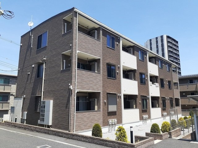 ラ　プラシード　町田の外観