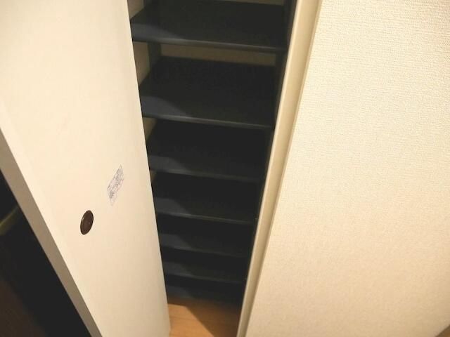 モーラの玄関