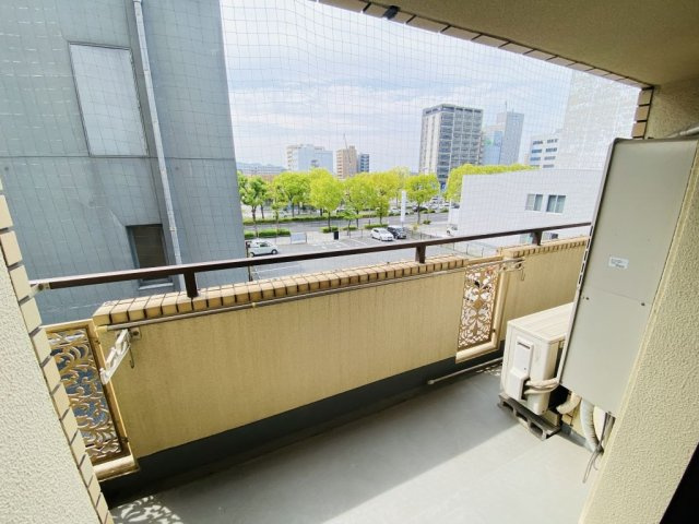 クリーンピア南大路時計台のバルコニー