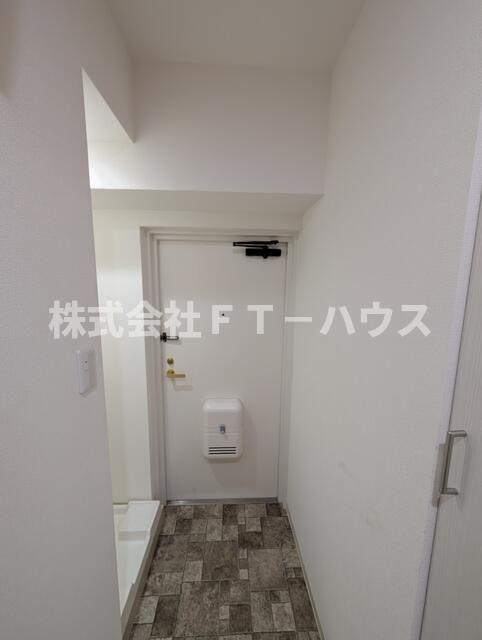 フェリーチェ本八幡の玄関